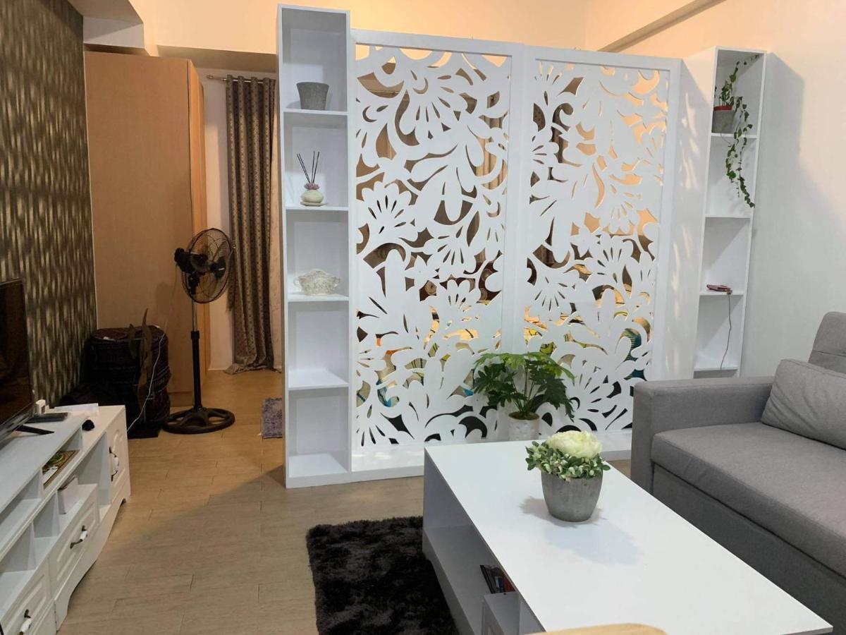 81 Newport Boulevard Cluster 4 - 8F Across Naia Airport, Terminal 3 Pasay Exteriör bild